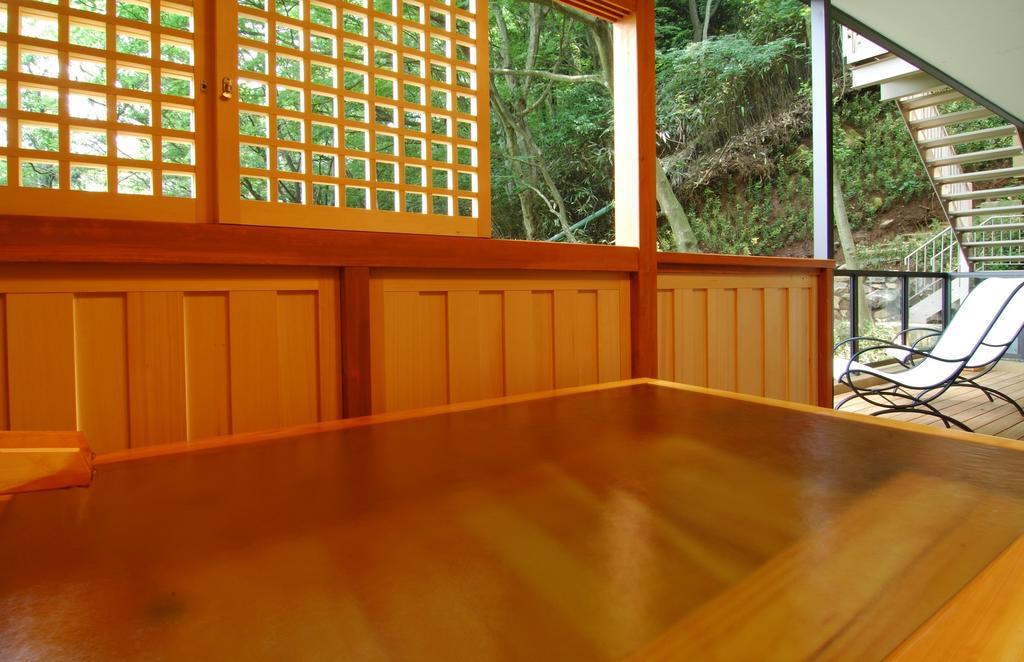 Готель Hakone Tokinoshizuku Номер фото A traditional Japanese onsen