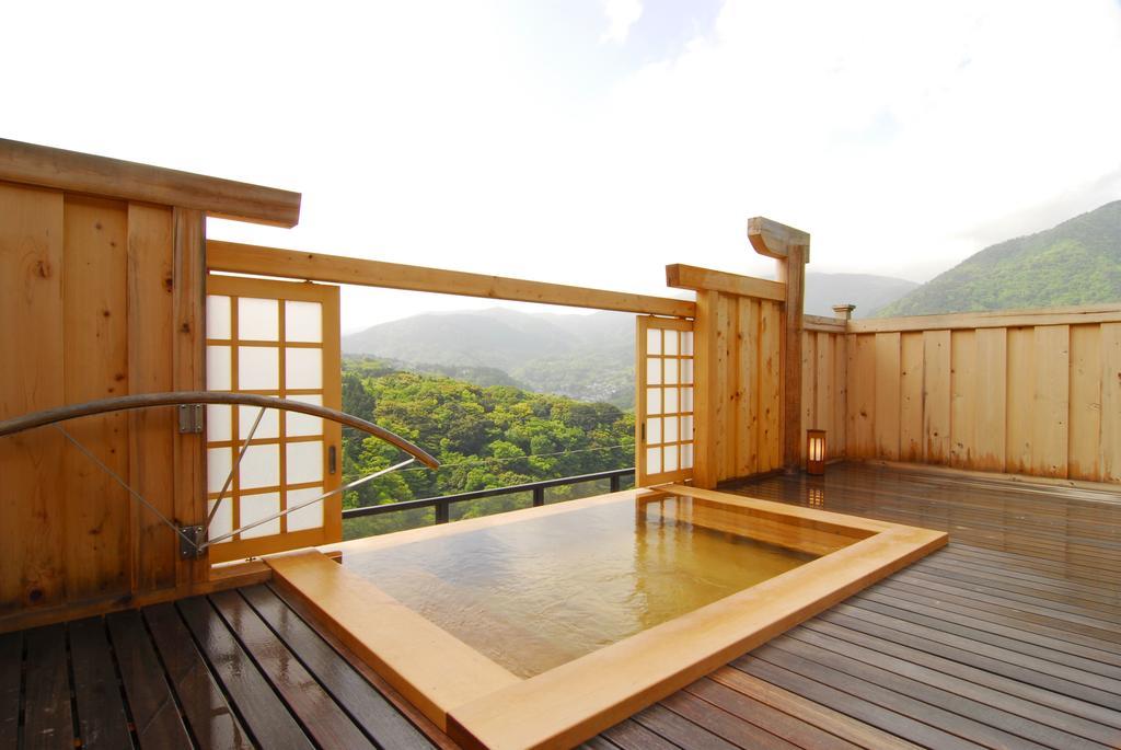 Готель Hakone Tokinoshizuku Номер фото A traditional open-air onsen